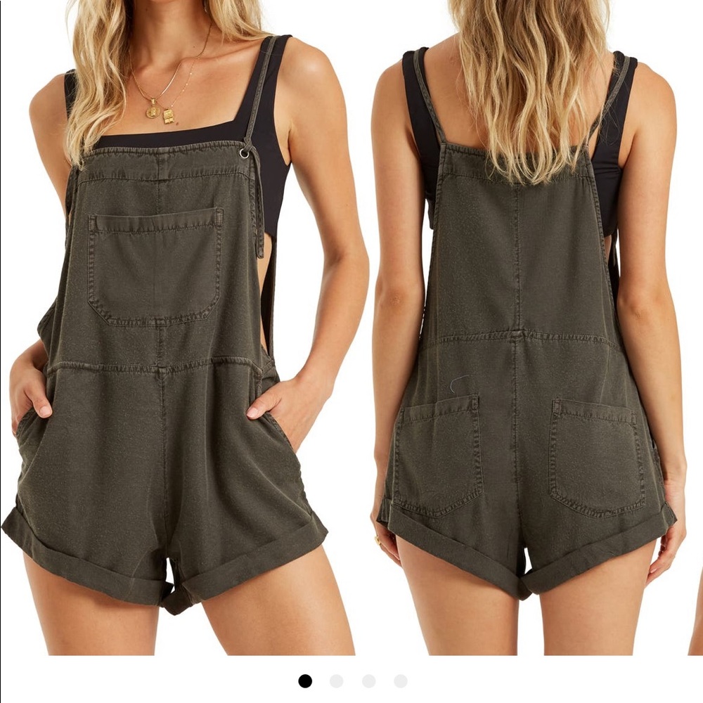 NWT Billabong Wild Pursuit Overalls, Off-Black, Small